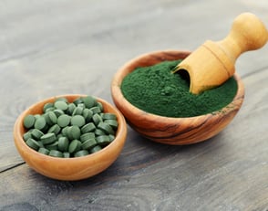 spirulina-powder-tablets